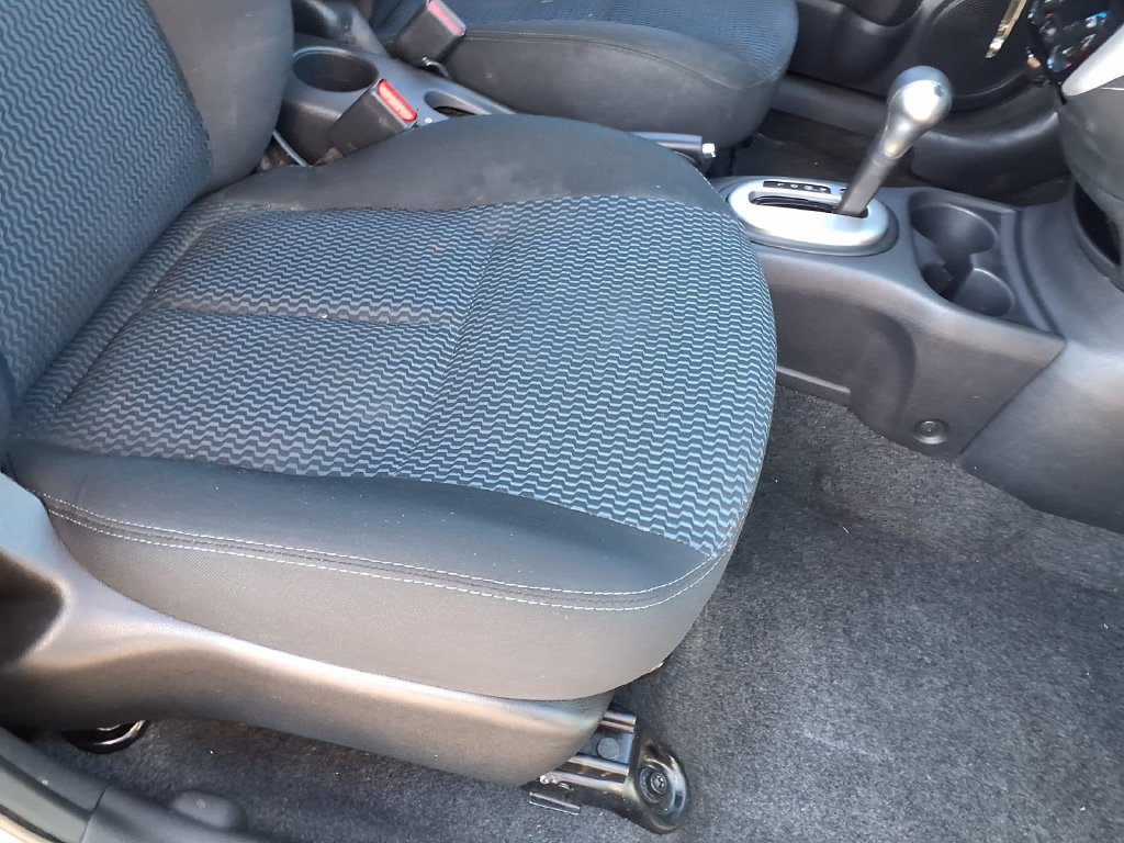 Used 2015 Nissan Versa Note SV w/ SV Convenience Package FWD image 17