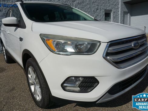 Used 2018 Ford Escape SE AWD/4WD image 7