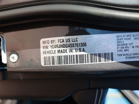 New 2025 Jeep Grand Cherokee Overland image 36