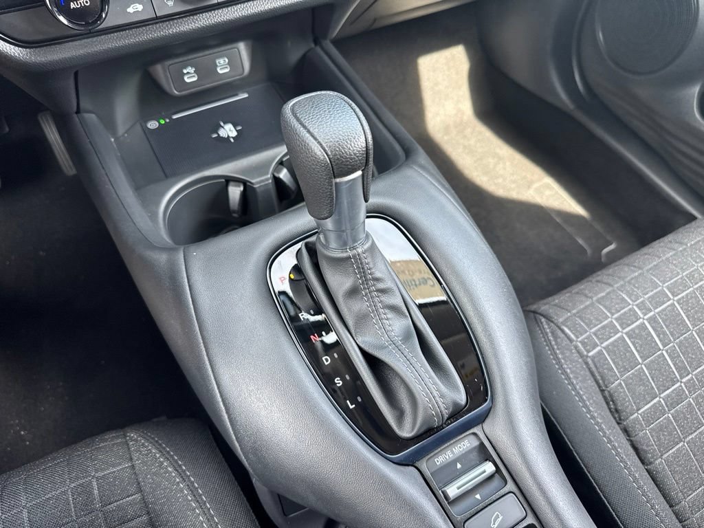 Certified 2027 Honda HR-V LX image 30