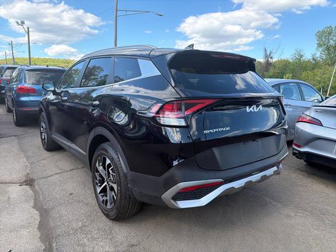 Used 2023 Kia Sportage EX AWD/4WD image 12