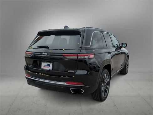 Used 2022 Jeep Grand Cherokee Overland w/ Adv Protech Group III image 8