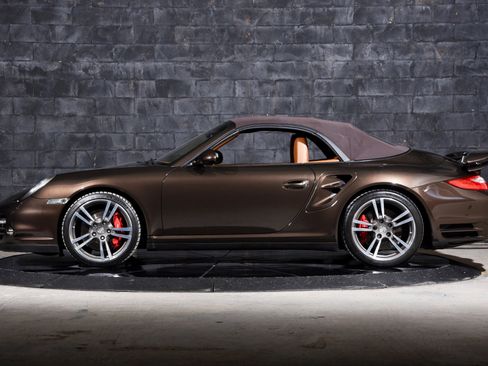 Used 2010 Porsche 911 Turbo AWD/4WD image 24