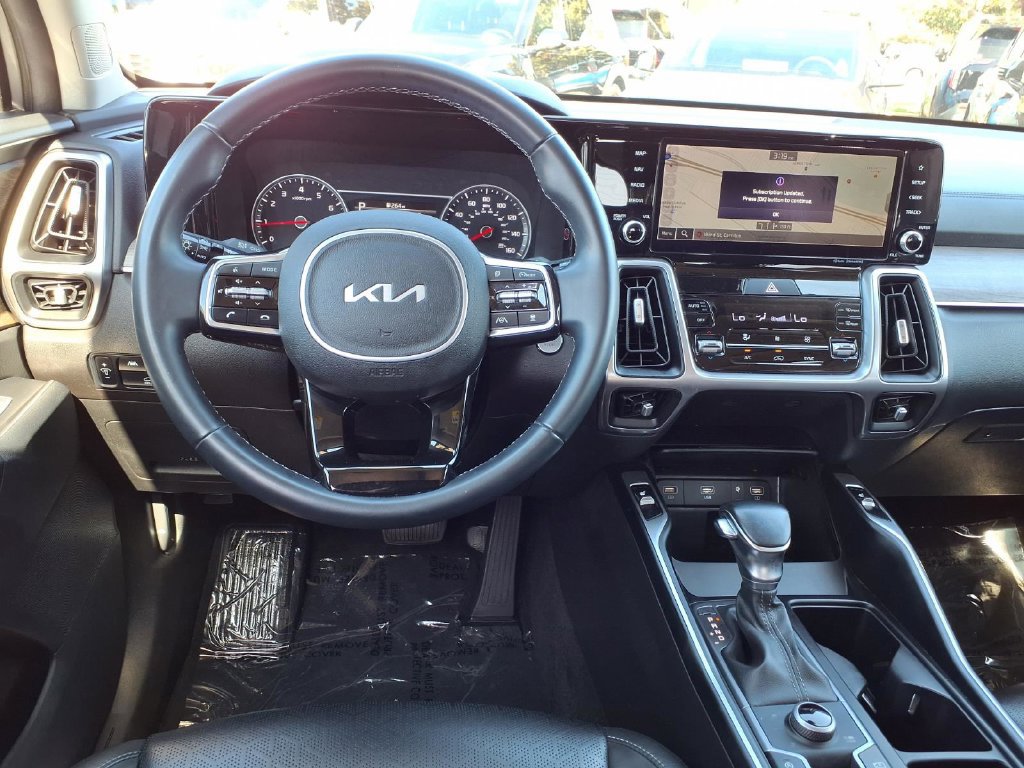 Certified 2023 Kia Sorento X-Line EX AWD/4WD image 9