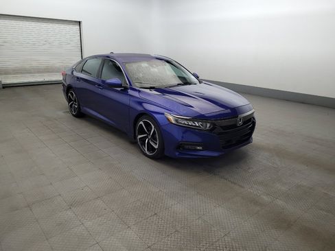Used 2018 Honda Accord Sport image 13