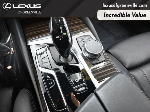 Used 2021 BMW 530i image 18