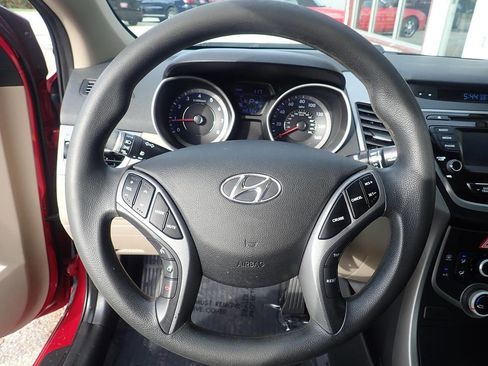 Used 2016 Hyundai Elantra SE w/ Option Group 02 image 6