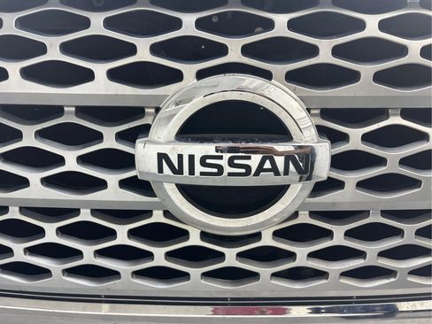 Used 2016 Nissan Titan SL image 35