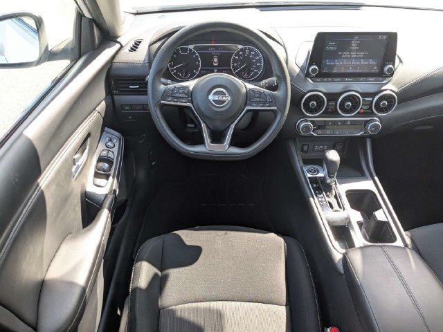 Used 2025 Nissan Sentra SV FWD image 15