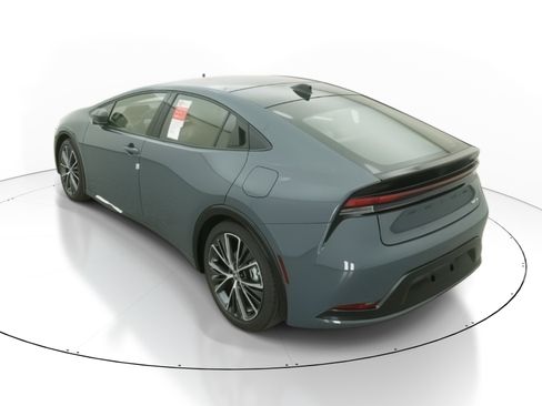 New 2026 Toyota Prius XLE image 5