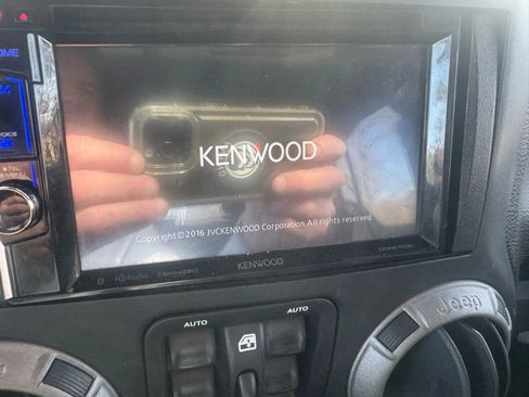 Used 2015 Jeep Wrangler Unlimited Sport w/ Quick Order Package 24S image 28