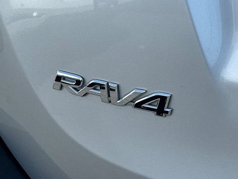 Used 2015 Toyota RAV4 XLE FWD image 30