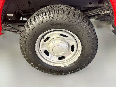 Used 2020 Ford F250 XL w/ Power Equipment Group AWD/4WD image 28