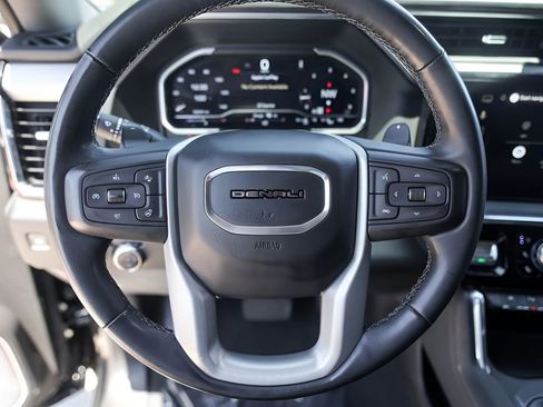 Used 2023 GMC Sierra 1500 Denali w/ Denali Reserve Package AWD/4WD image 15