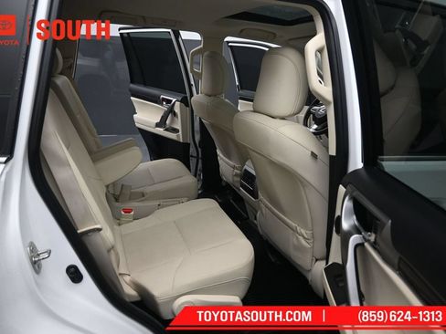 Used 2023 Lexus GX 460 Premium AWD/4WD image 38