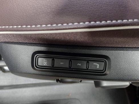 New 2025 Volkswagen ID. Buzz Pro S image 22