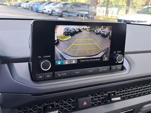 Used 2024 Honda Accord EX image 28