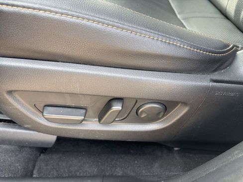Used 2025 MAZDA CX-90 3.3 Turbo w/ Preferred Package AWD/4WD image 13
