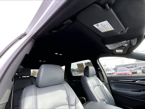 Used 2024 Buick Enclave Premium FWD image 22