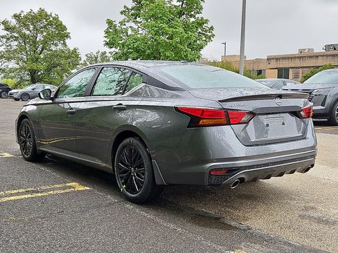 New 2026 Nissan Altima 2.5 SV FWD image 4