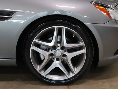 Used 2015 Mercedes-Benz SLK 250 image 38