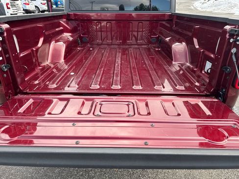 Used 2022 Jeep Gladiator Sport image 21