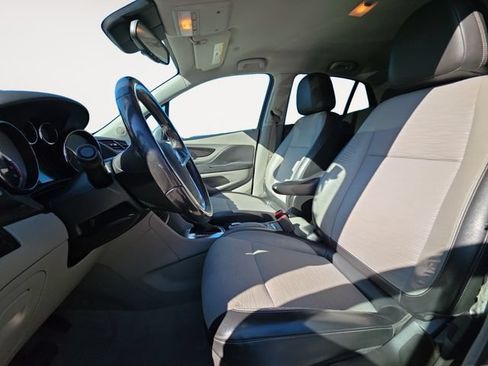 Used 2016 Buick Encore FWD image 9