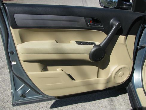 Used 2011 Honda CR-V LX image 8