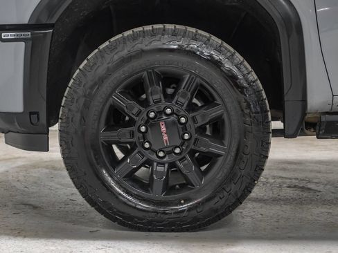 Used 2024 GMC Sierra 2500 AT4 w/ AT4 Premium Plus Package AWD/4WD image 61