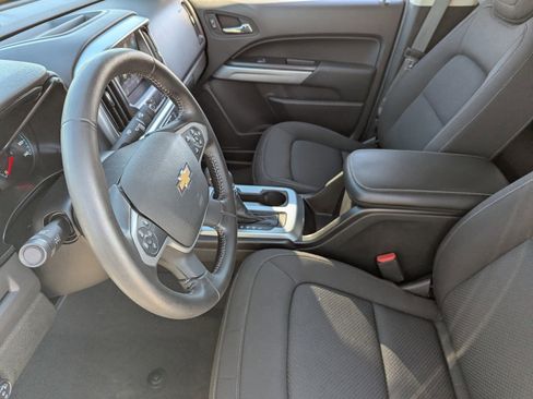 Used 2022 Chevrolet Colorado LT w/ Safety Package image 23