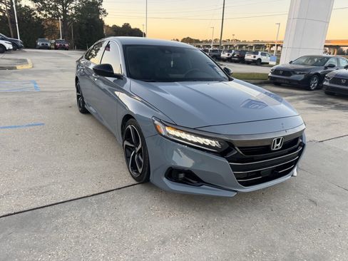Used 2022 Honda Accord Sport image 8