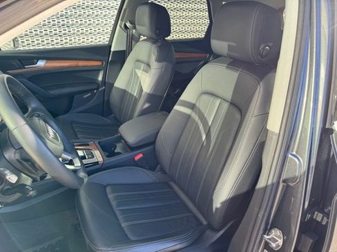 Certified 2023 Audi Q5 2.0T Premium Plus w/ Premium Plus Package image 9