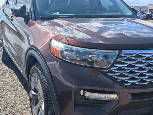 Used 2020 Ford Explorer Platinum w/ Premium Technology Package AWD/4WD image 4