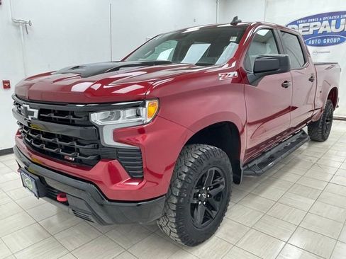 Certified 2022 Chevrolet Silverado 1500 LT Trail Boss w/ LPO, Dark Essentials Package image 18