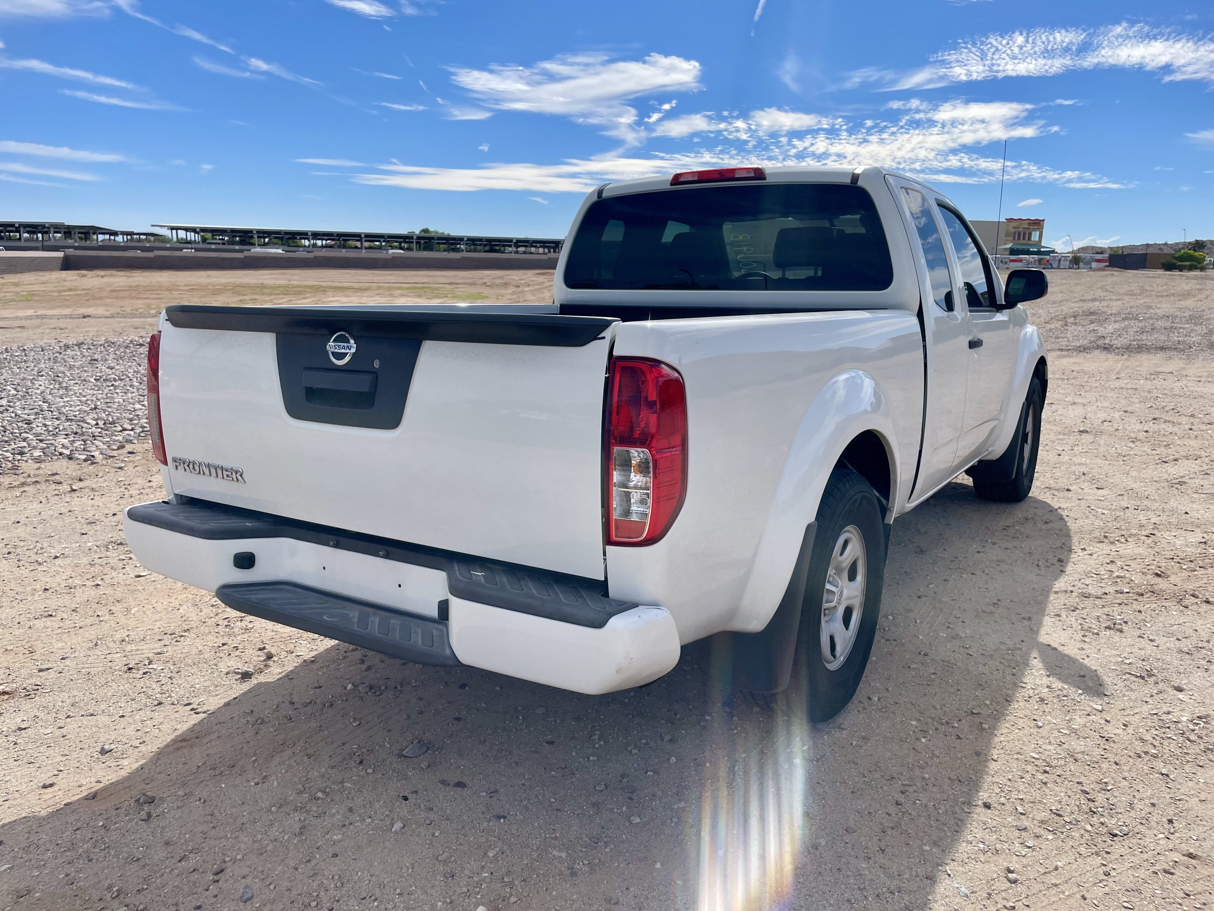 Used 2020 Nissan Frontier S RWD image 5