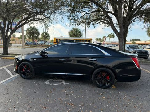 Used 2018 Cadillac XTS Luxury FWD image 9