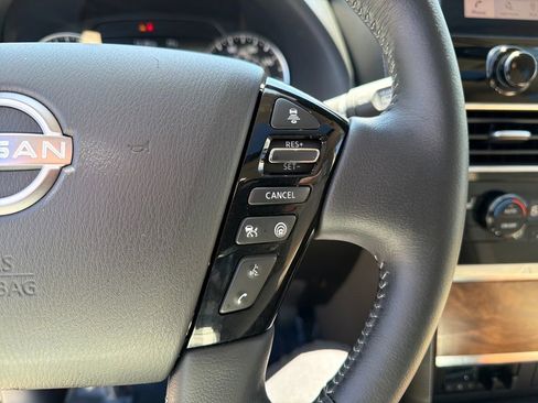 Used 2024 Nissan Armada SL w/ Captain's Chairs Package image 24