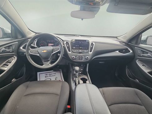 Used 2024 Chevrolet Malibu LT FWD image 9