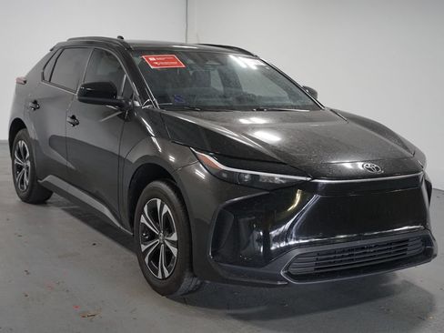 Used 2024 Toyota bZ4X AWD w/ Weather Package image 3