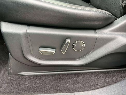 Used 2019 Ford F150 Raptor w/ Equipment Group 802A Luxury image 26