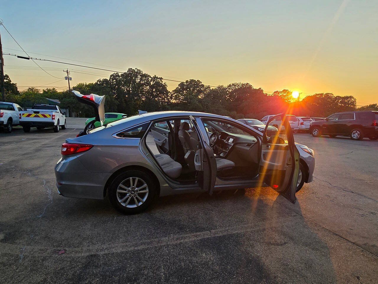 Used 2016 Hyundai Sonata SE FWD image 42