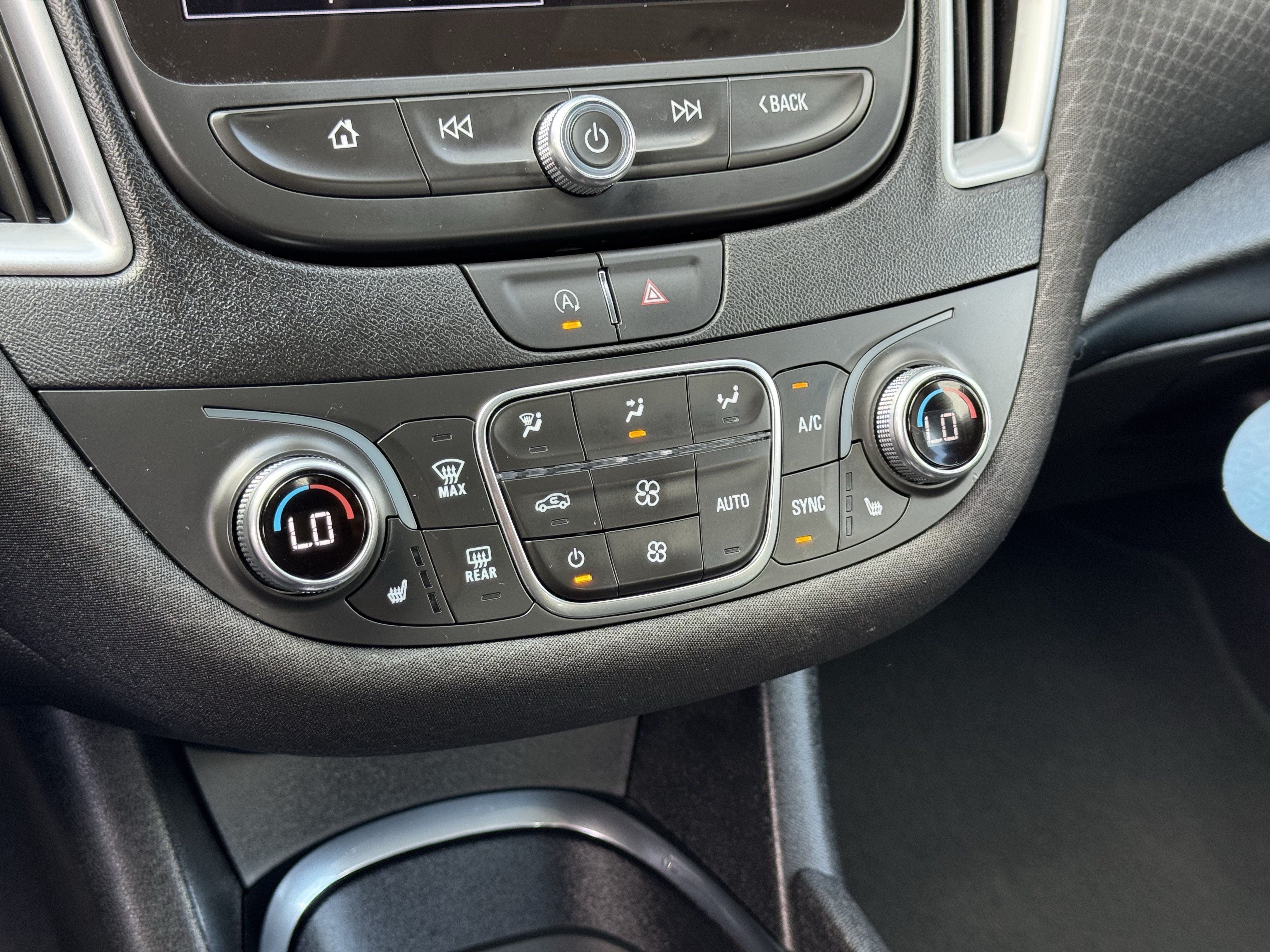 Certified 2025 Chevrolet Malibu LT FWD image 28