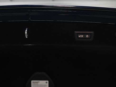 Used 2020 BMW ALPINA B7 xDrive w/ Interior Design Package image 62