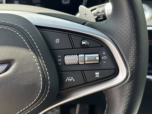 Used 2025 Genesis GV70 3.5T Sport AWD/4WD image 20