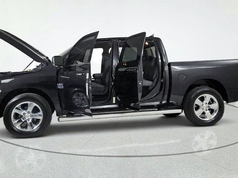 Used 2017 RAM 1500 Big Horn AWD/4WD image 11