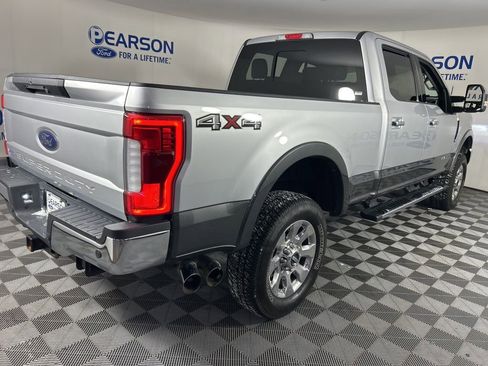 Used 2019 Ford F250 Lariat w/ Lariat Ultimate Package image 9