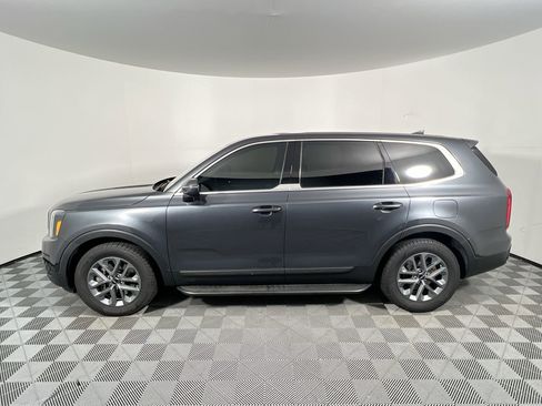 Used 2024 Kia Telluride LX image 6