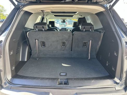 Used 2018 Chevrolet Traverse LT AWD/4WD image 12