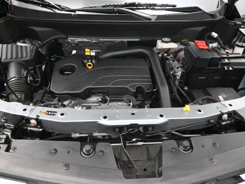 Used 2026 Chevrolet Equinox LT FWD image 19