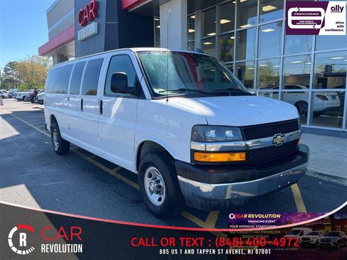 Used 2024 Chevrolet Express 3500 LT w/ LT Preferred Equipment Group RWD image 1